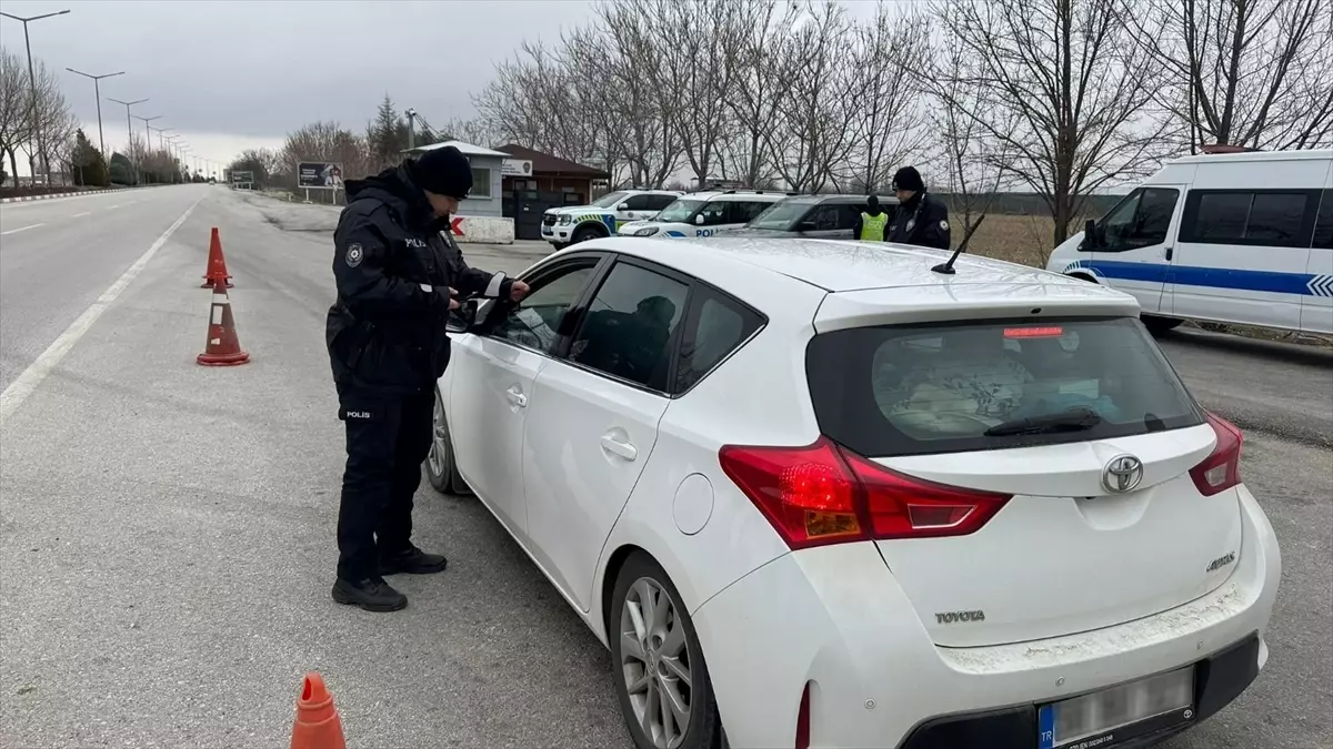 Karaman\'da 56 Suçlu Yakalandı