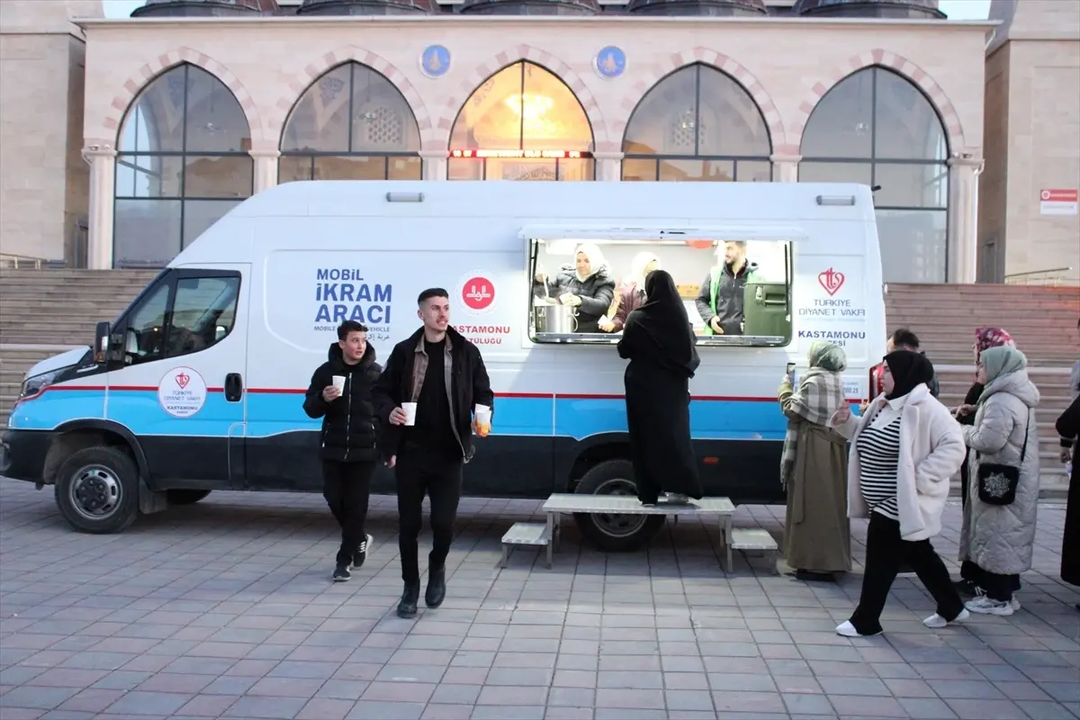 Kuzeykent\'te Ümmet İftarı