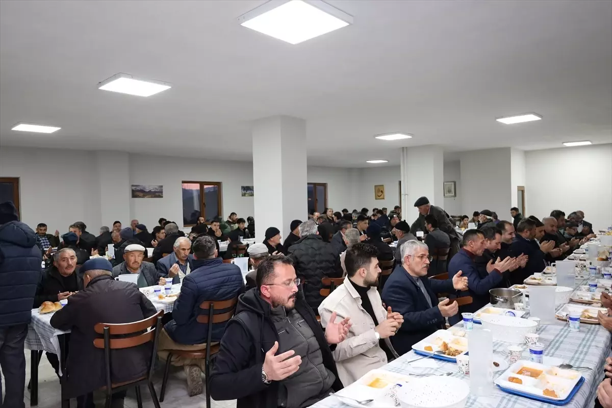 Kayıören Köyü\'nde İftar Birliği