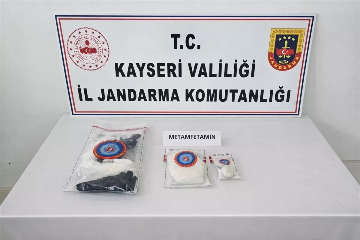 Kayseri\'de Uyuşturucu Operasyonu: 1 Kilo Ele Geçirildi