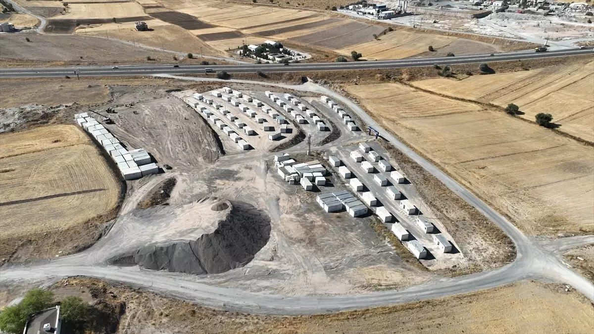 Kayseri\'de Konteyner Kent Kuruldu