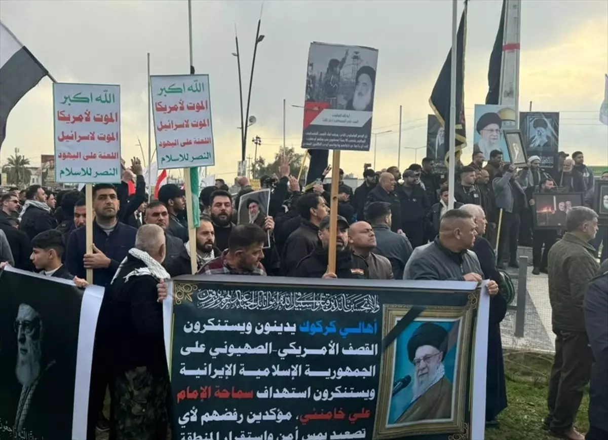 Kerkük\'te ABD ve İsrail Protesto Edildi