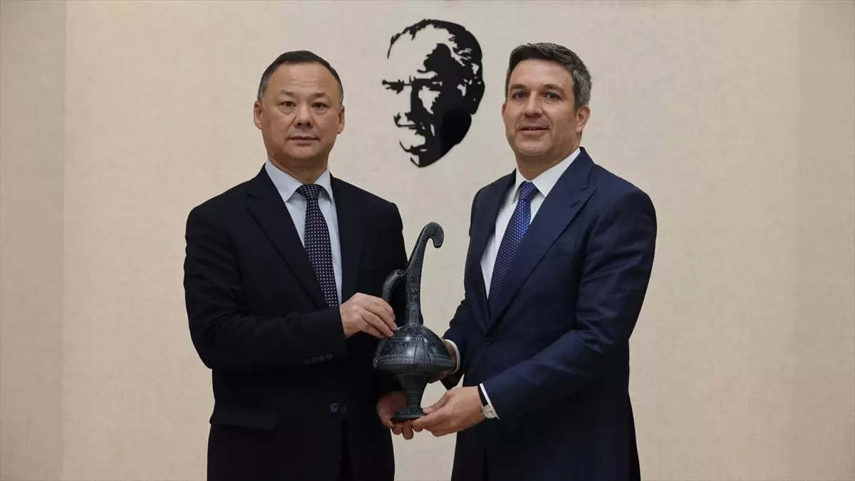 Kırgız Büyükelçi Kapadokya\'yı Ziyaret Etti