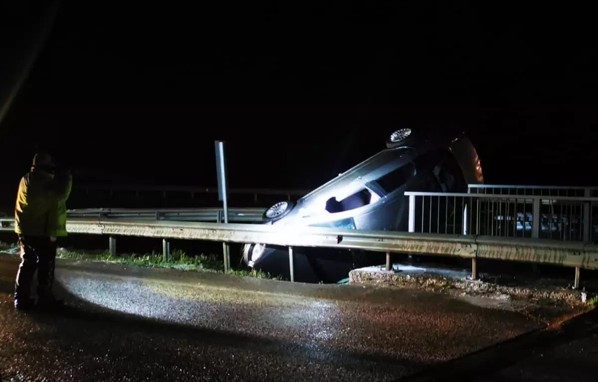 Lüleburgaz\'da Zincirleme Kaza: 2 Yaralı