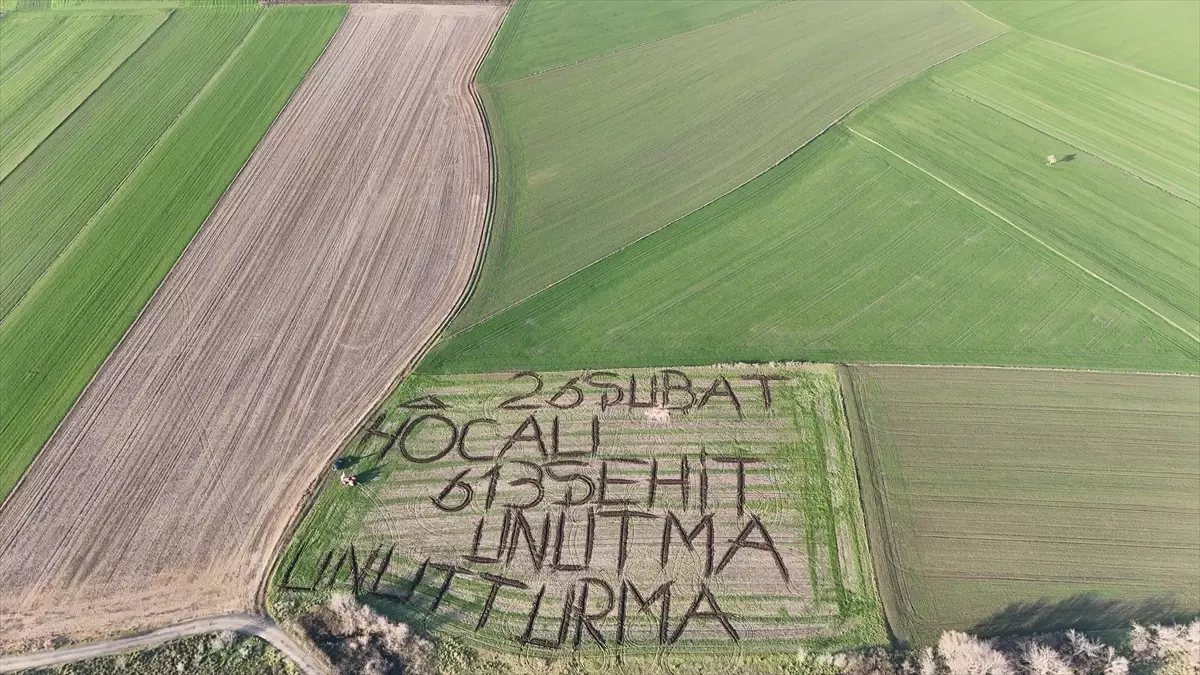 Kırklareli\'nde çiftçi tarlasına "Hocalı\'yı unutma" mesajı yazdı