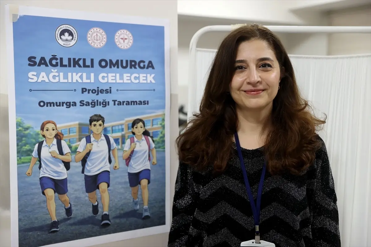 Kırklareli\'nde Skolyoz Tarama Projesi