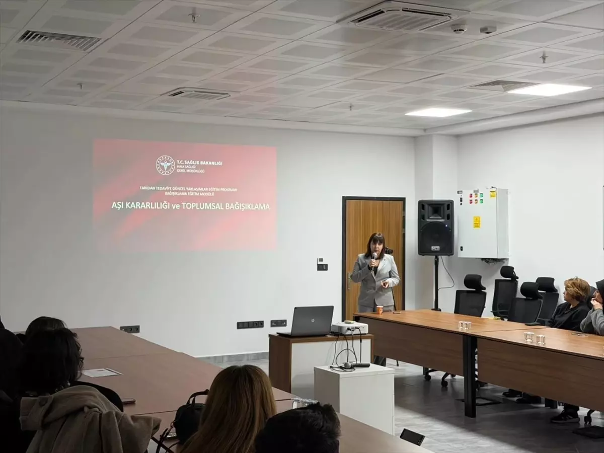 Kırklareli\'nde Sağlık Personeline Eğitim