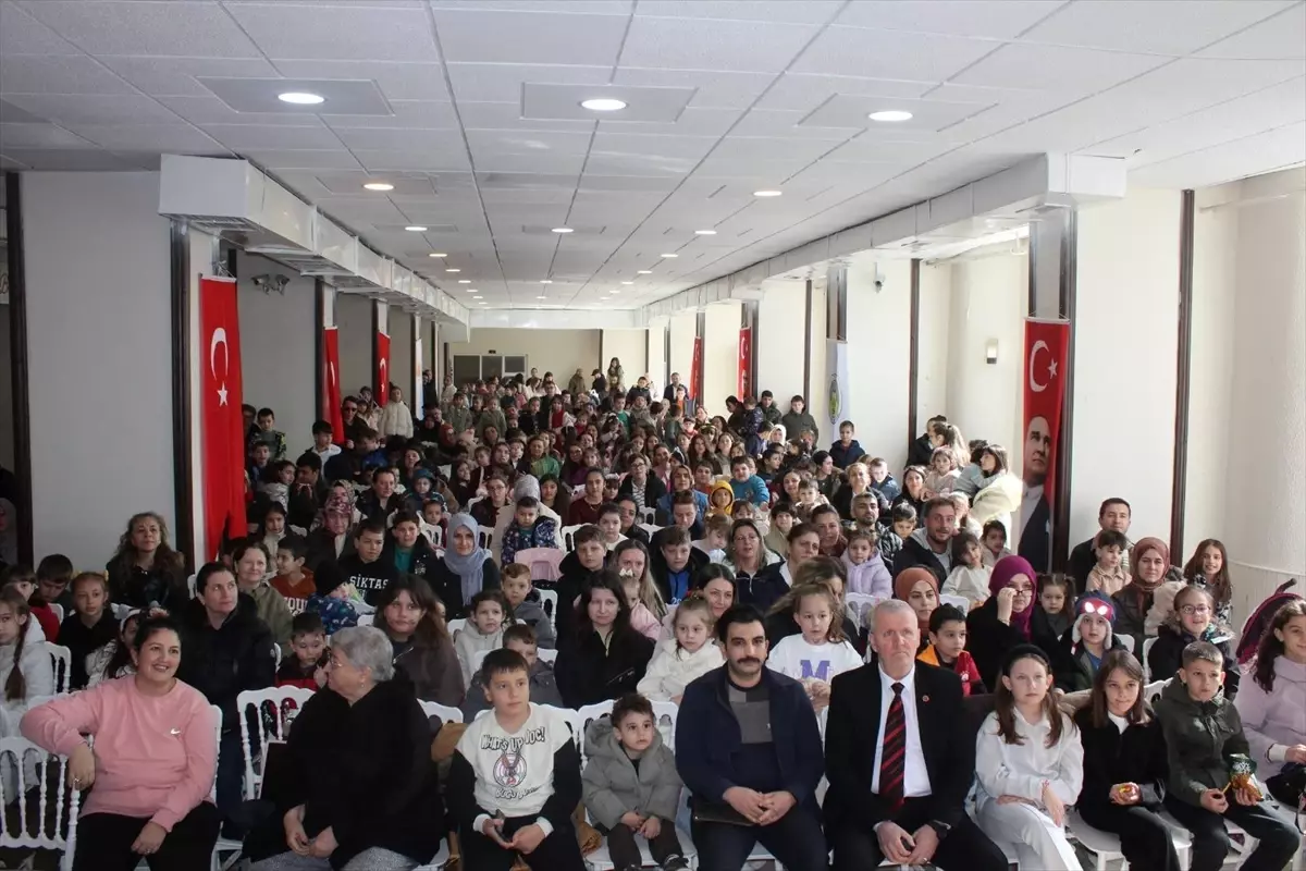 Vize\'de Şehit Ailelerine Ziyaret