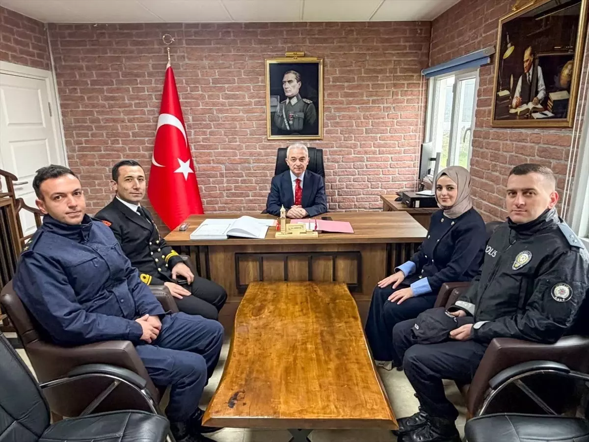 Vali Turan Demirköy Sahil Güvenlik\'te İnceleme Yaptı