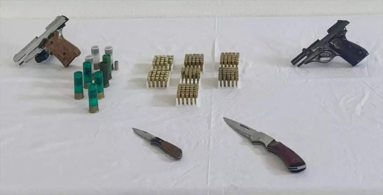 Kırşehir\'de Ruhsatsız Silah Operasyonu