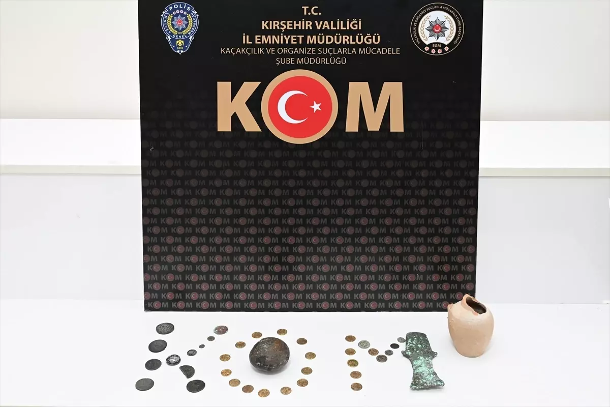 Kırşehir\'de Tarihi Sikkeler Ele Geçirildi