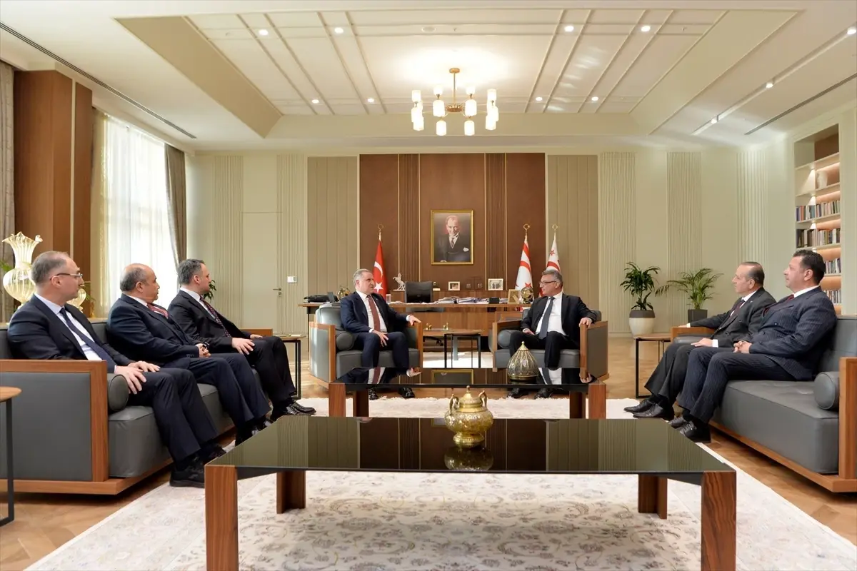 Cumhurbaşkanı Erhürman, Bakan Bak\'ı kabul etti