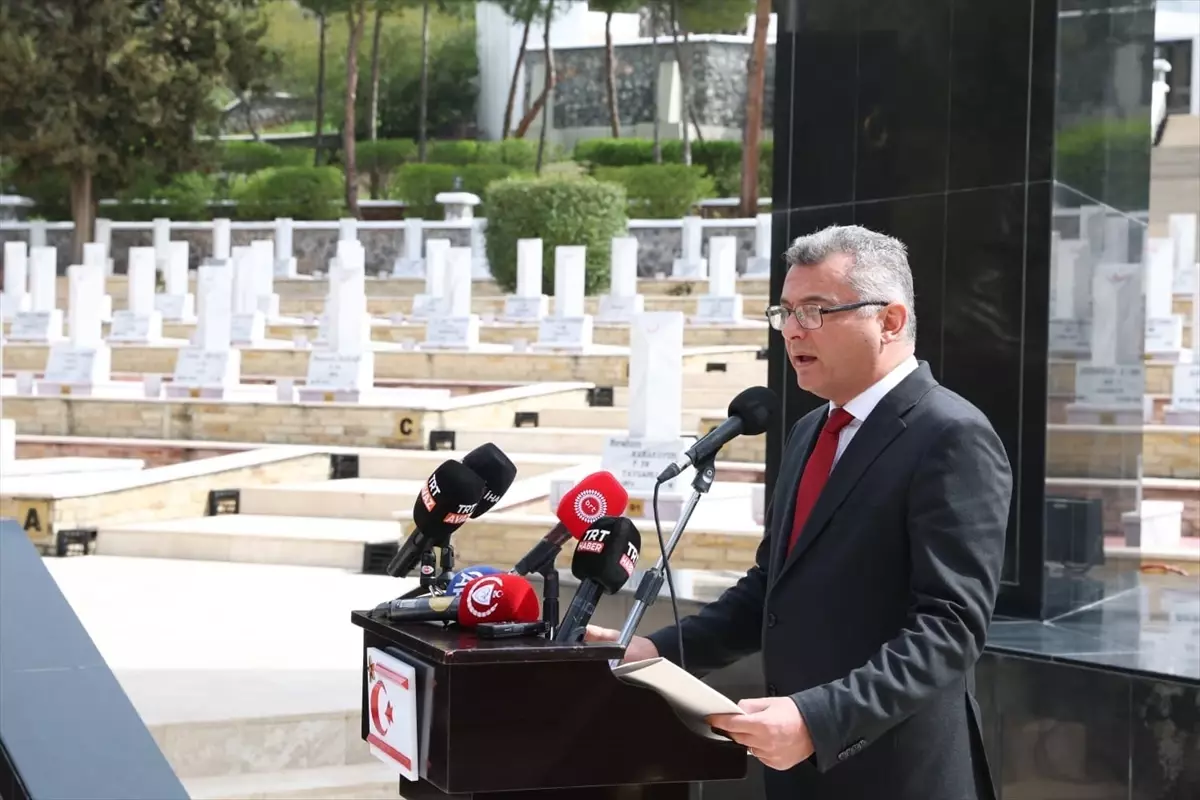 KKTC\'de 18 Mart Şehitleri Anma Günü ve Çanakkale Deniz Zaferi\'nin 111. yıl dönümü kutlandı