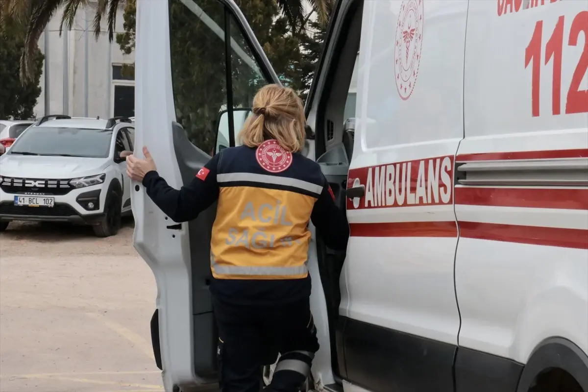Kadın Ambulans Sürücüleri Zorlu Görevde