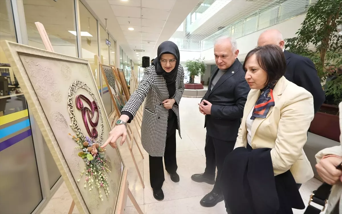 Karamürsel\'de 1500. Yıl Sergisi Açıldı