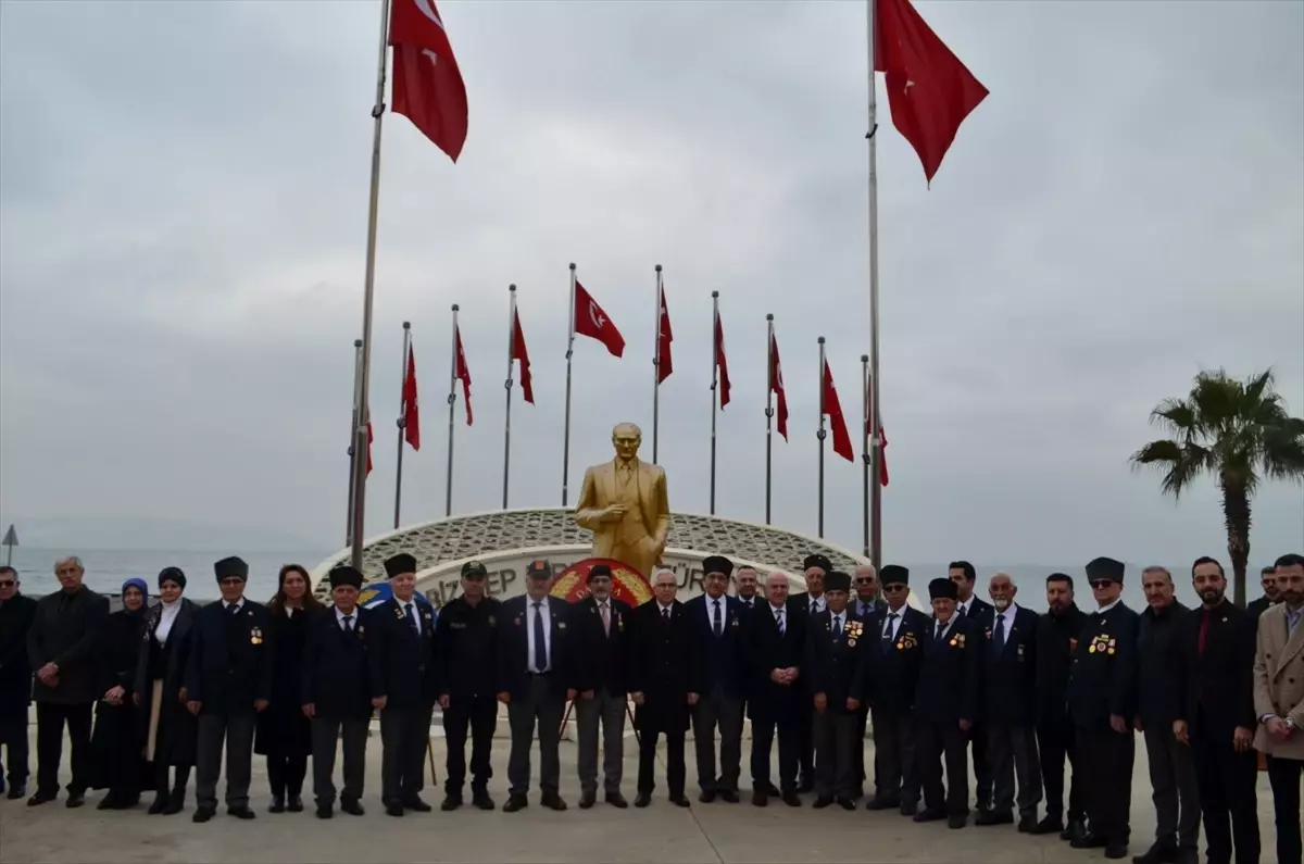 Kocaeli ilçelerinde Çanakkale Deniz Zaferi\'nin 111. yılı dolayısıyla törenler düzenlendi