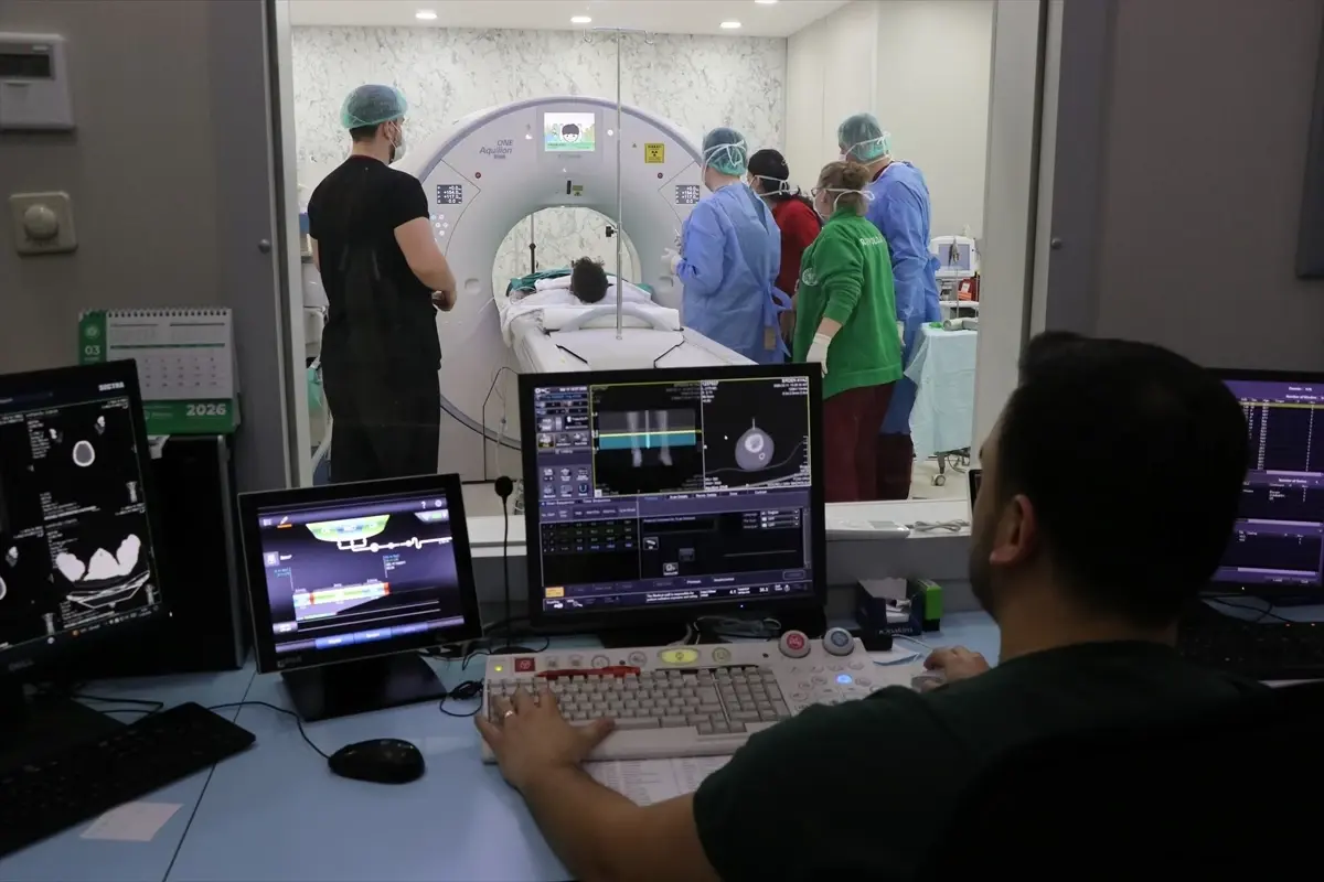 KOÜ Hastanesi’nde Yeni Kanser Tedavi Yöntemi