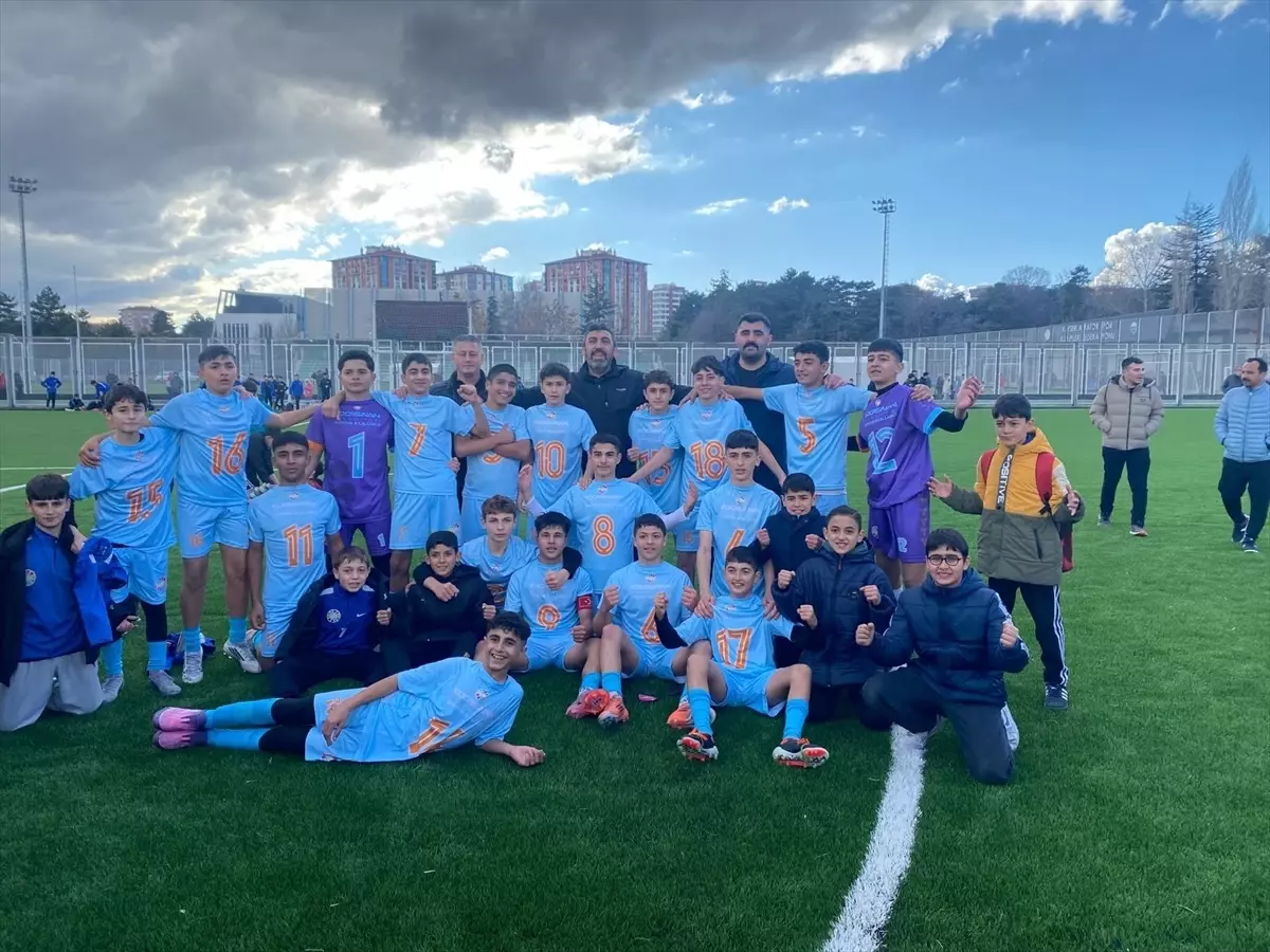 Kocasinan Belediye Spor Şampiyon!