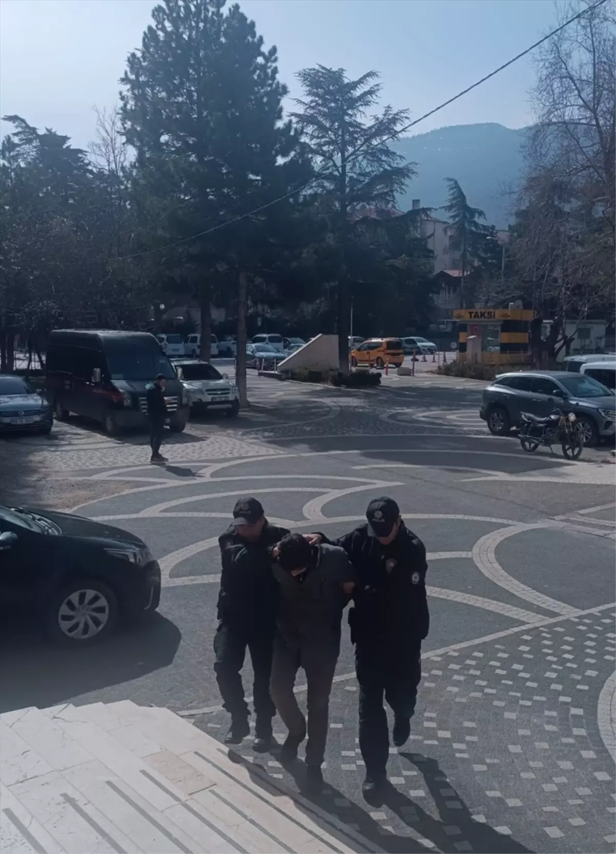 Akşehir\'de Kaçakçılık Operasyonu