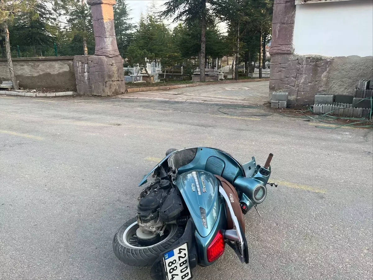 Akşehir\'de Motosiklet Kazası: 11 Yaşındaki Çocuk Hayatını Kaybetti