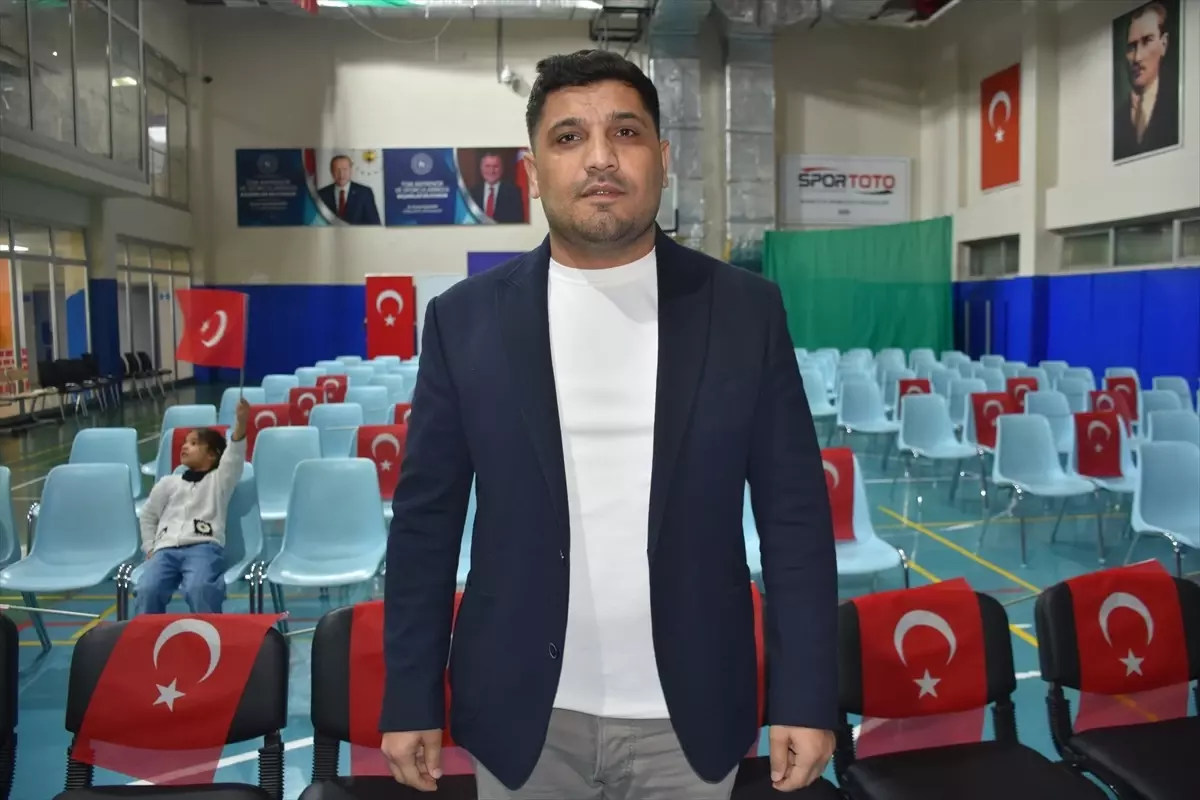 Şırnak\'ta Dev Ekranda Maç Keyfi