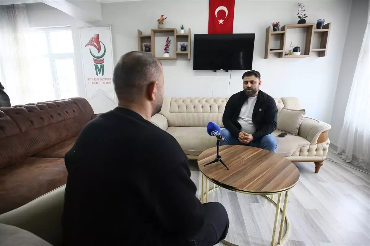 Bağımlılıktan Kurtulup Mücadele Ediyor