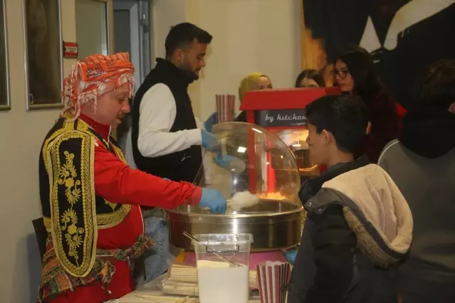 Kula’da Ramazan Etkinliği: Aşık Atışması Yapıldı