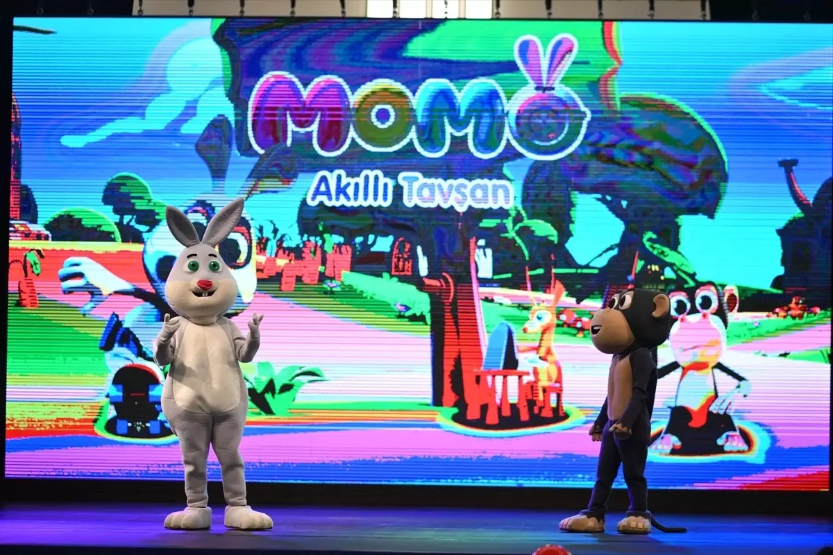 Külliye\'de Ramazan: Momo Müzikali