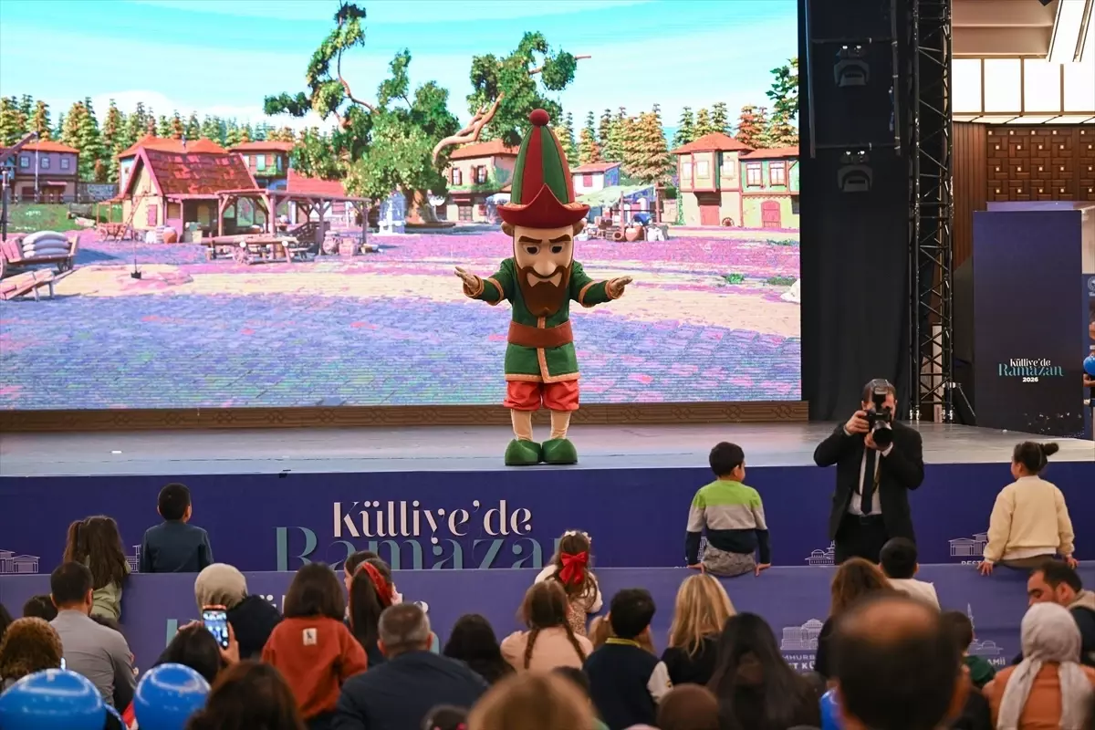 Külliye\'de Ramazan Çocuklarla Buluştu