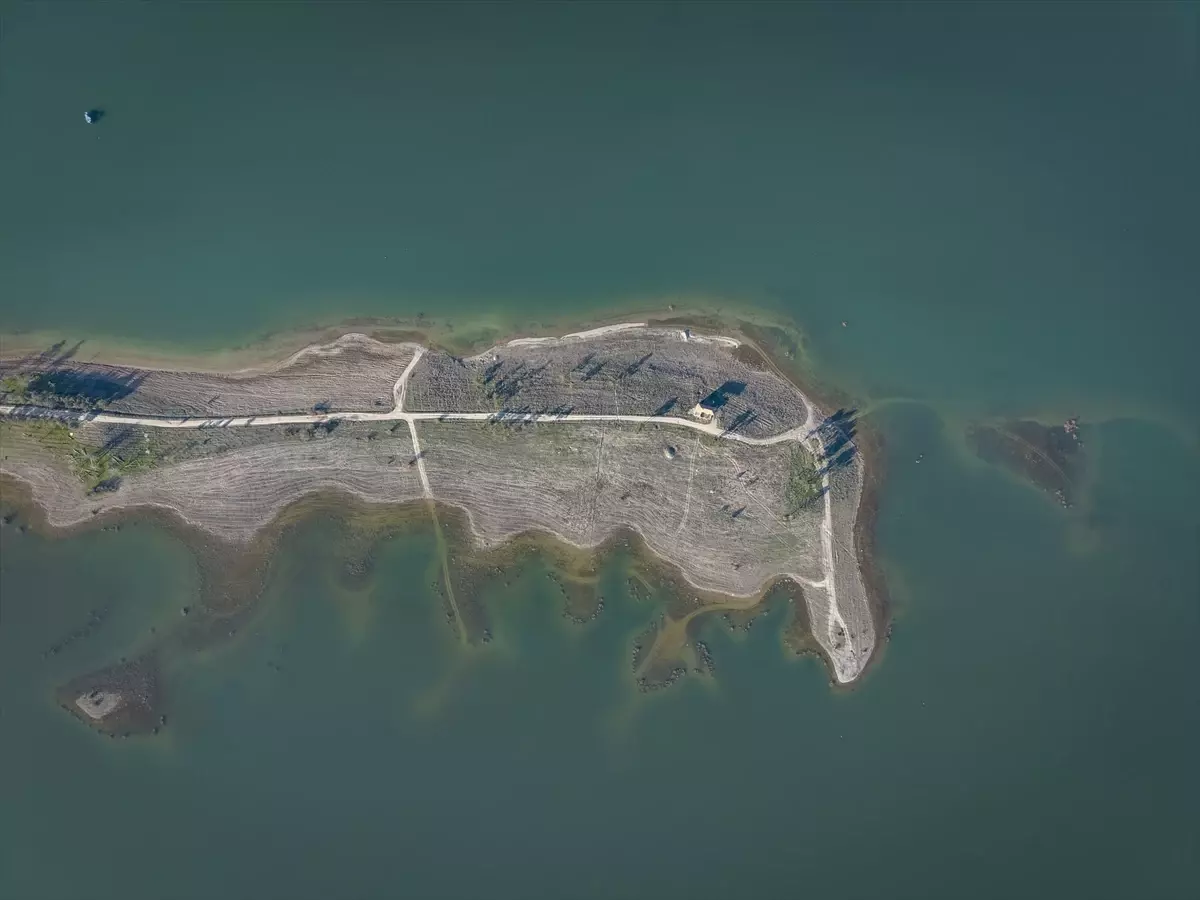 Karakaya Barajı\'nda Su Seviyesi Yükseldi