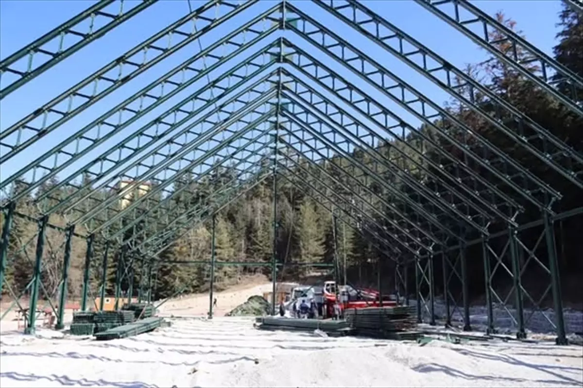 Küre\'de Yeni Spor Tesisi İnşaatı Devam Ediyor