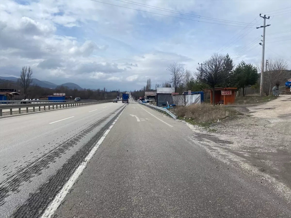 D100 Karayolu\'nda Bariyer Uygulaması