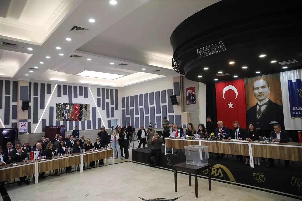 Kuşadası\'nda Yeni Başkan Vekili Seçildi