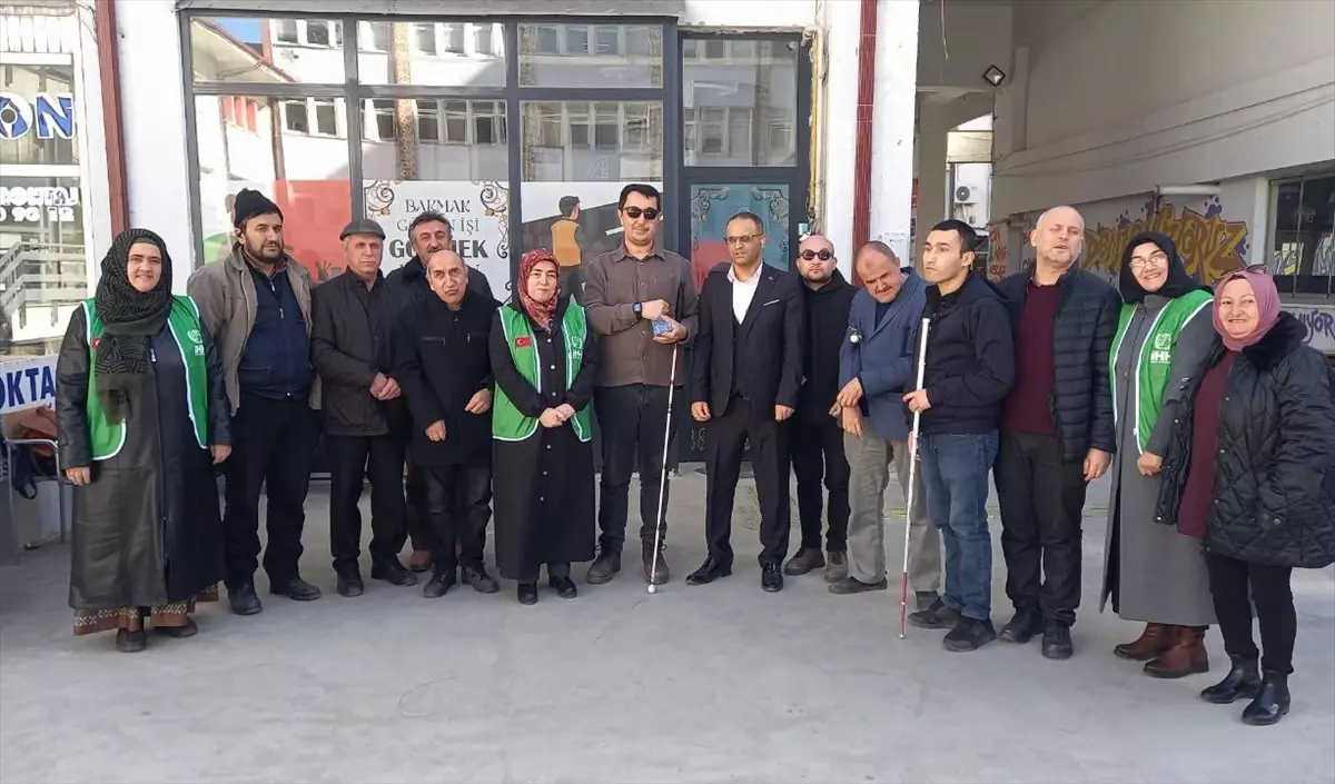 Görme Engellilere Konuşan Saat Desteği