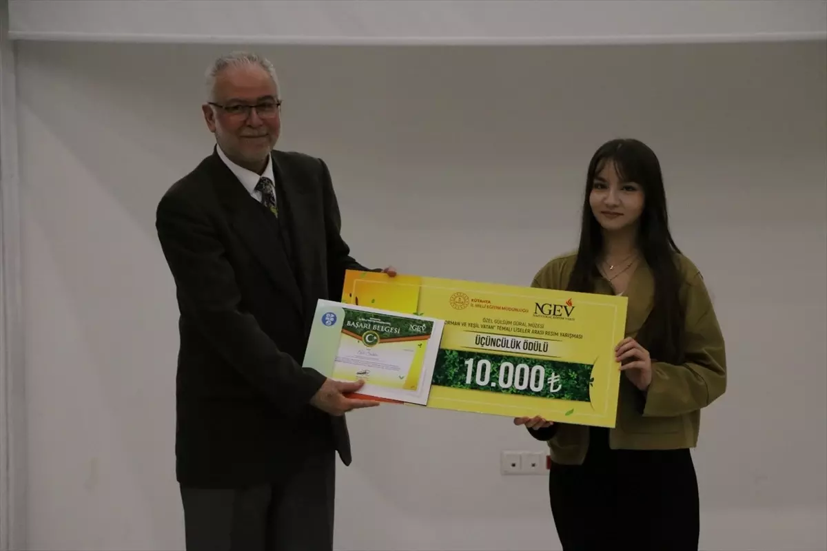 Kütahya\'da Resim Yarışması Ödül Töreni