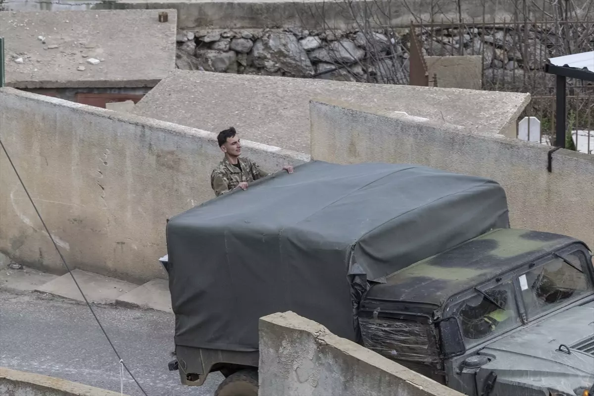 Lübnan Ordusu Şeba\'dan Çekiliyor