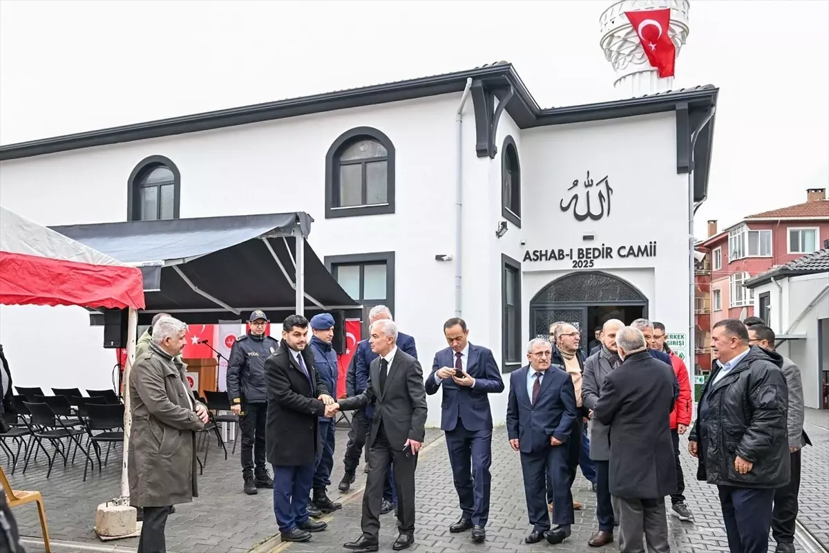 Lüleburgaz\'da Ashab-ı Bedir Cami Açıldı