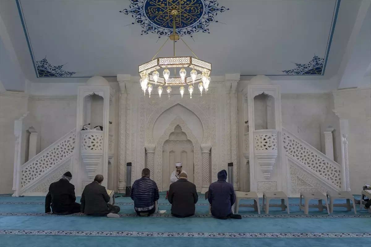 Malatya\'da Kubbetüs Sahra Camisi Açıldı