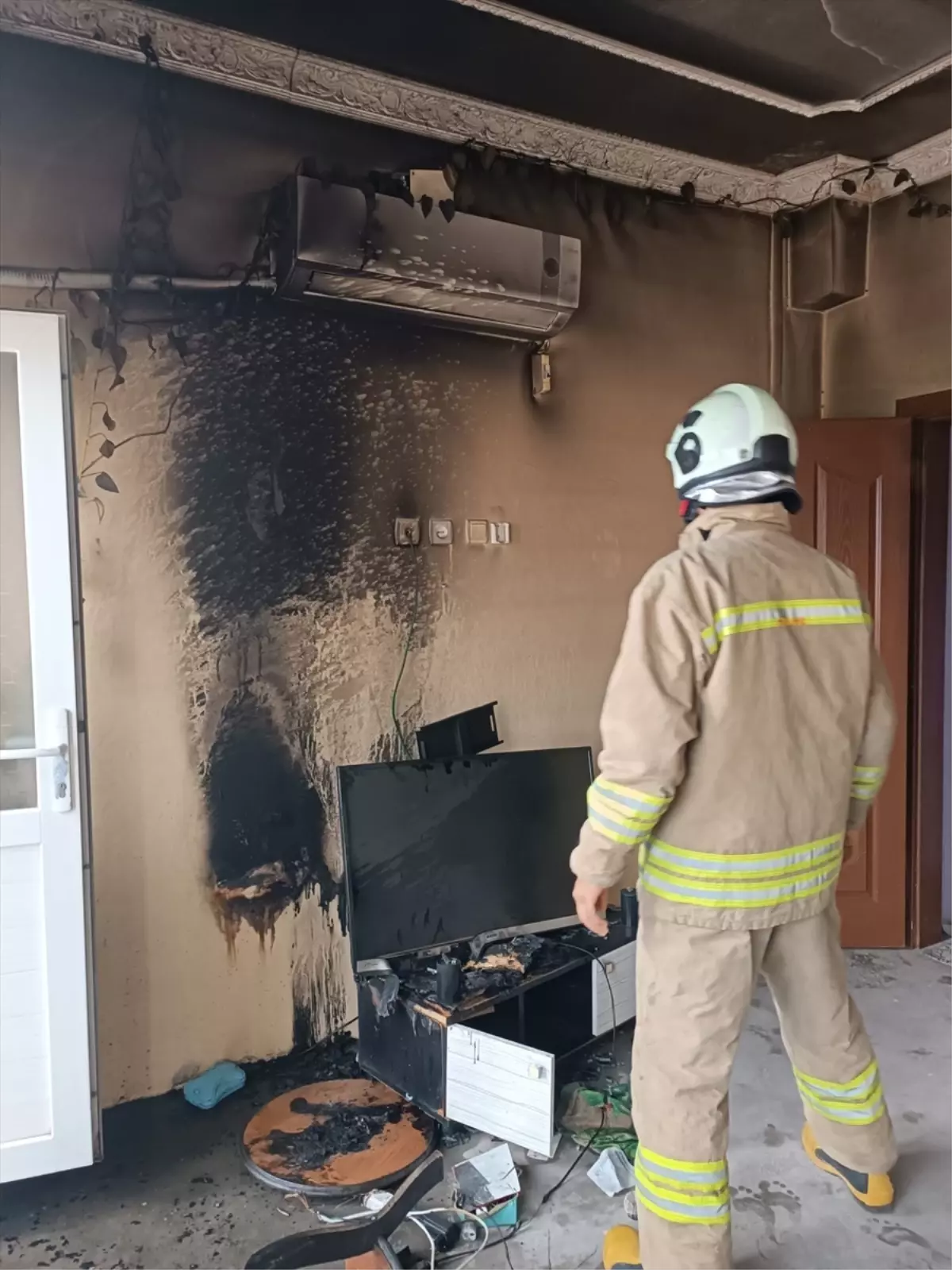 Mardin\'de Ev Yangını Söndürüldü