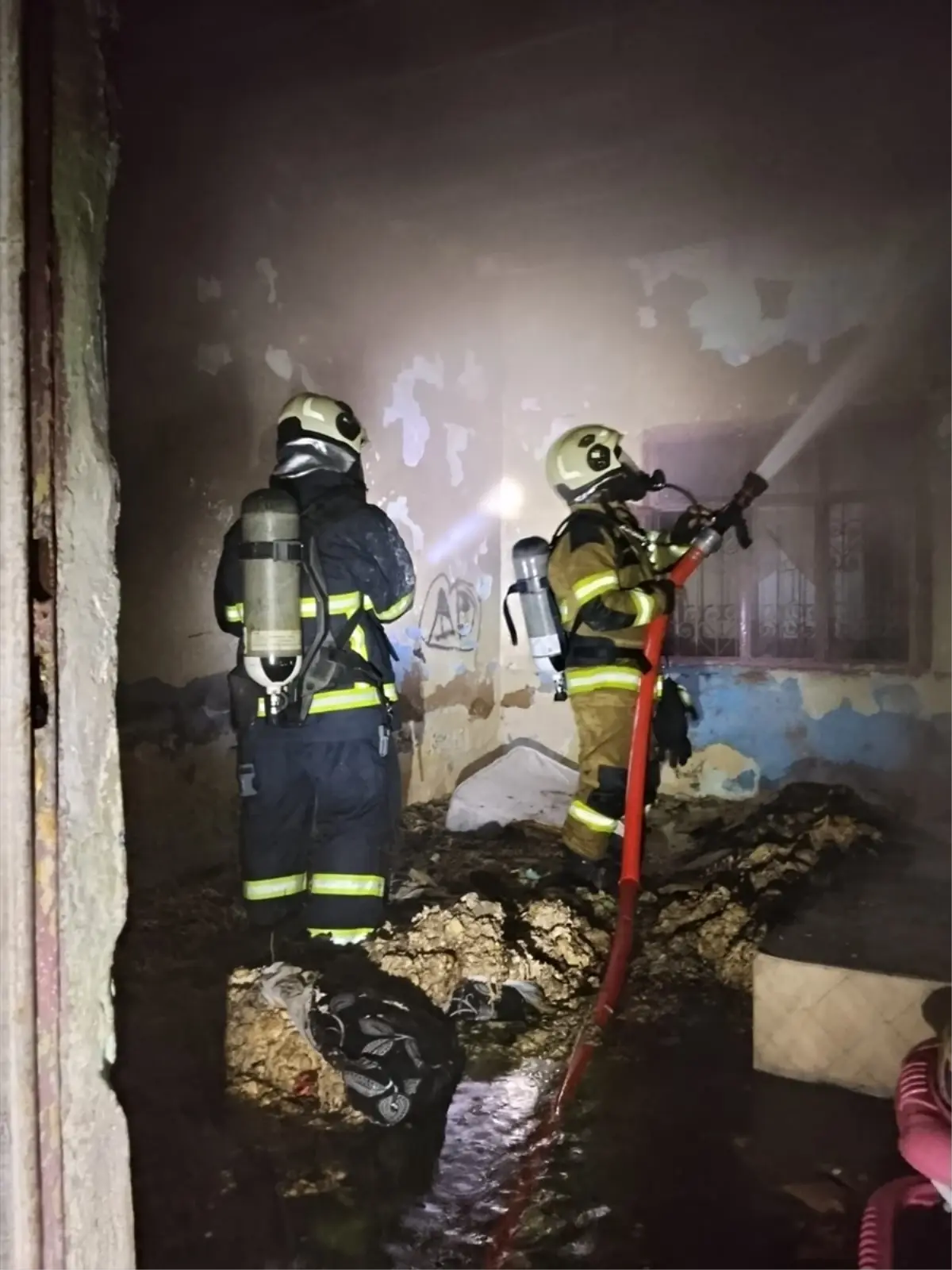 Kızıltepe\'de Müstakil Evde Yangın