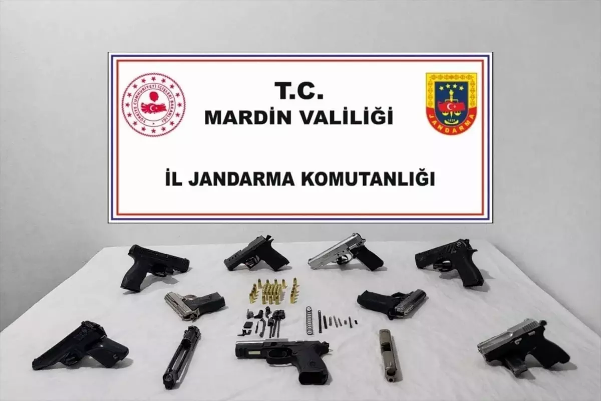 Kızıltepe\'de 8 Ruhsatsız Tabanca Ele Geçirildi