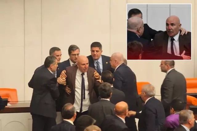 Meclis'te Akın Gürlek gerginliği! Kürsü işgal edildi, yumruklu kavga çıktı