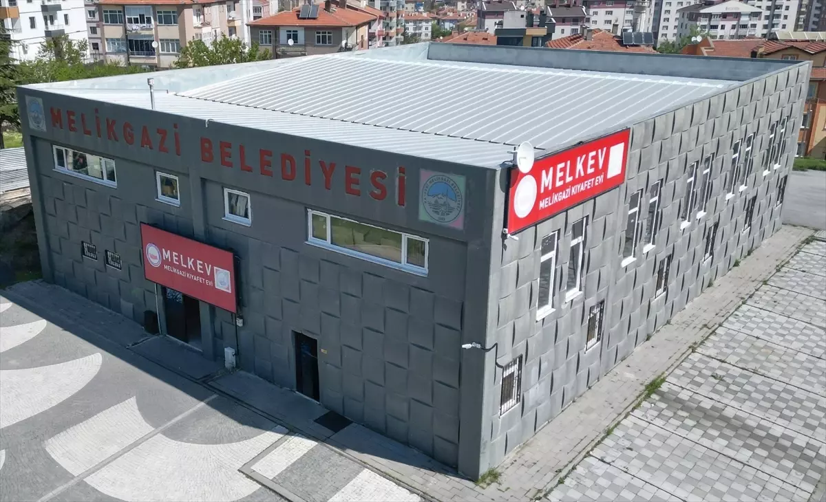 MELKEV İhtiyaç Sahiplerine Destek Oluyor