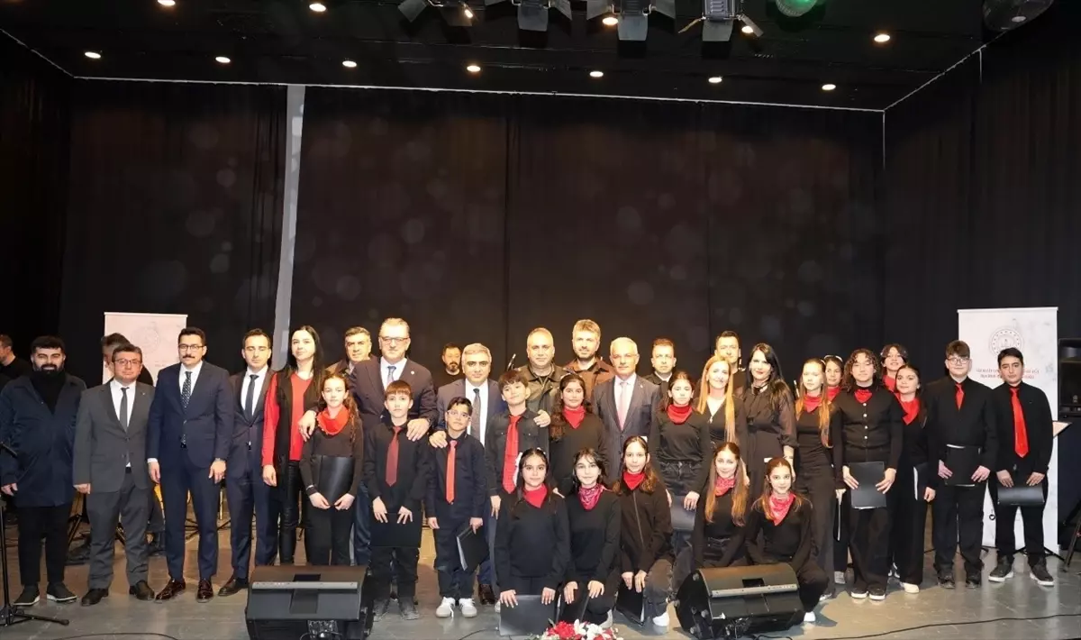 Ramazan\'da Tasavvuf Konseri ve Şiir Dinletisi