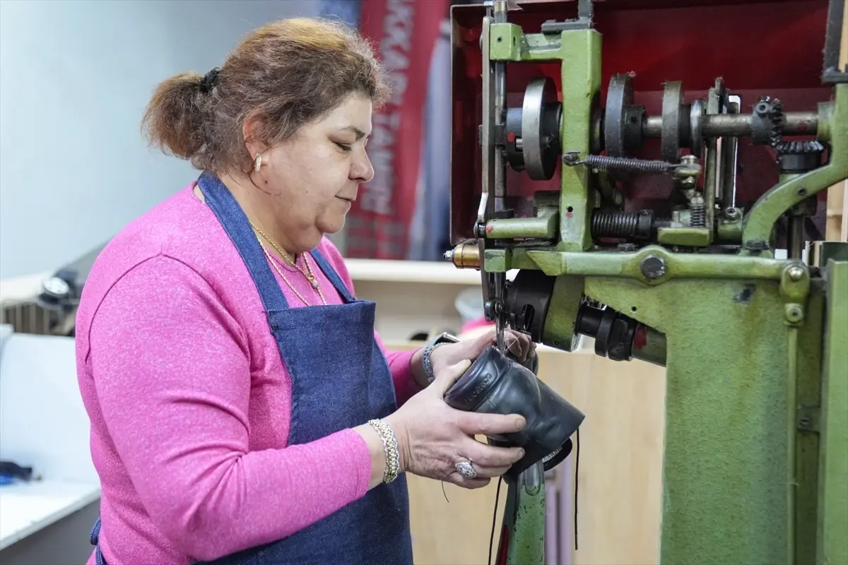 Feride Kahraman: Kadın Ayakkabı Ustası