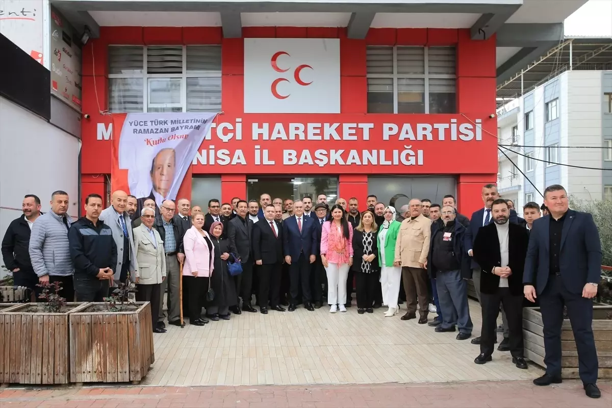 MHP\'li Akçay: Türkiye İstikrar İçinde Yoluna Devam Ediyor