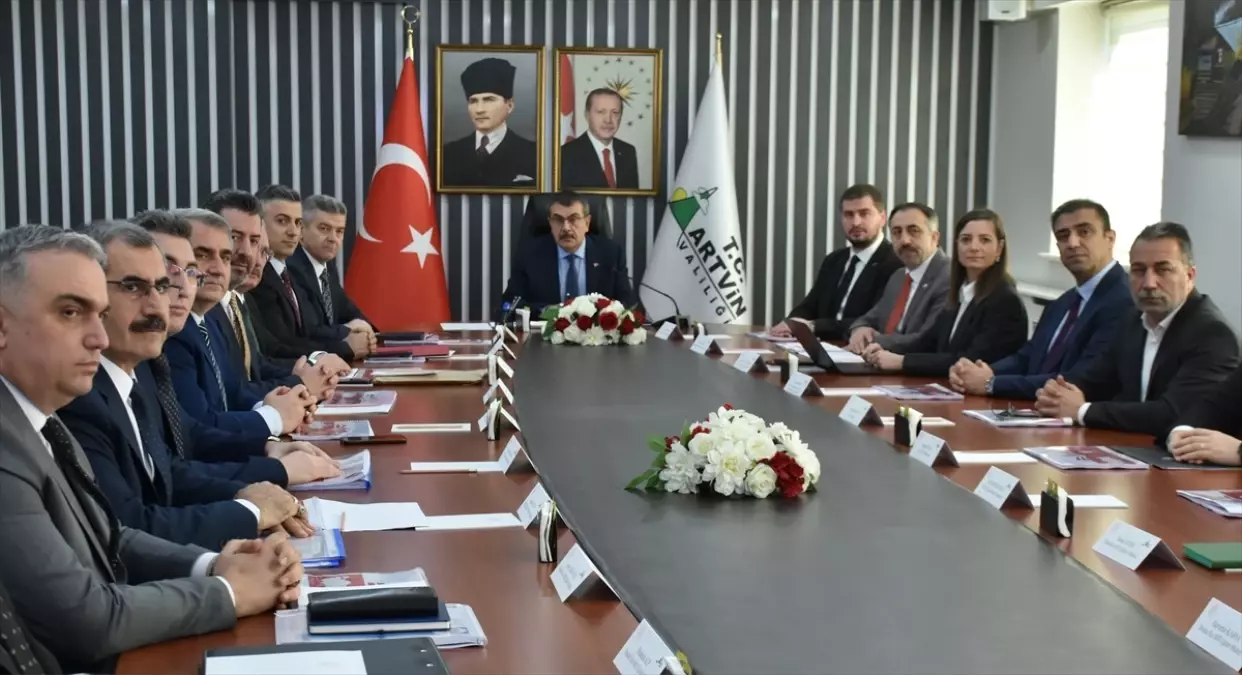 Bildiri tartışması büyüyor: MEB suç duyurusuna hazırlanıyor