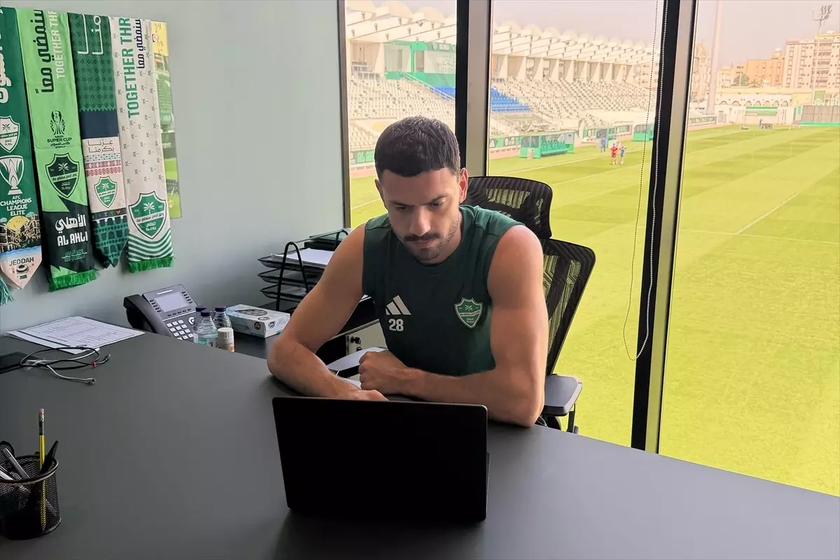 Merih Demiral \'Yılın Kareleri\' Oylamasında