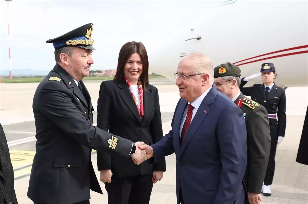 Bakan Güler İtalya\'ya Gitti