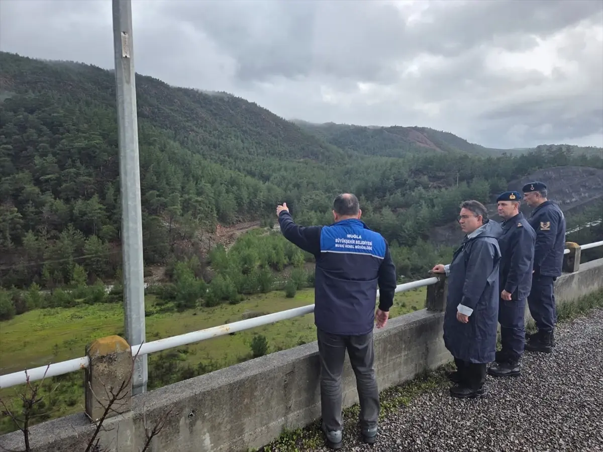 Marmaris Barajı\'nda Kontrollü Su Tahliyesi Başladı